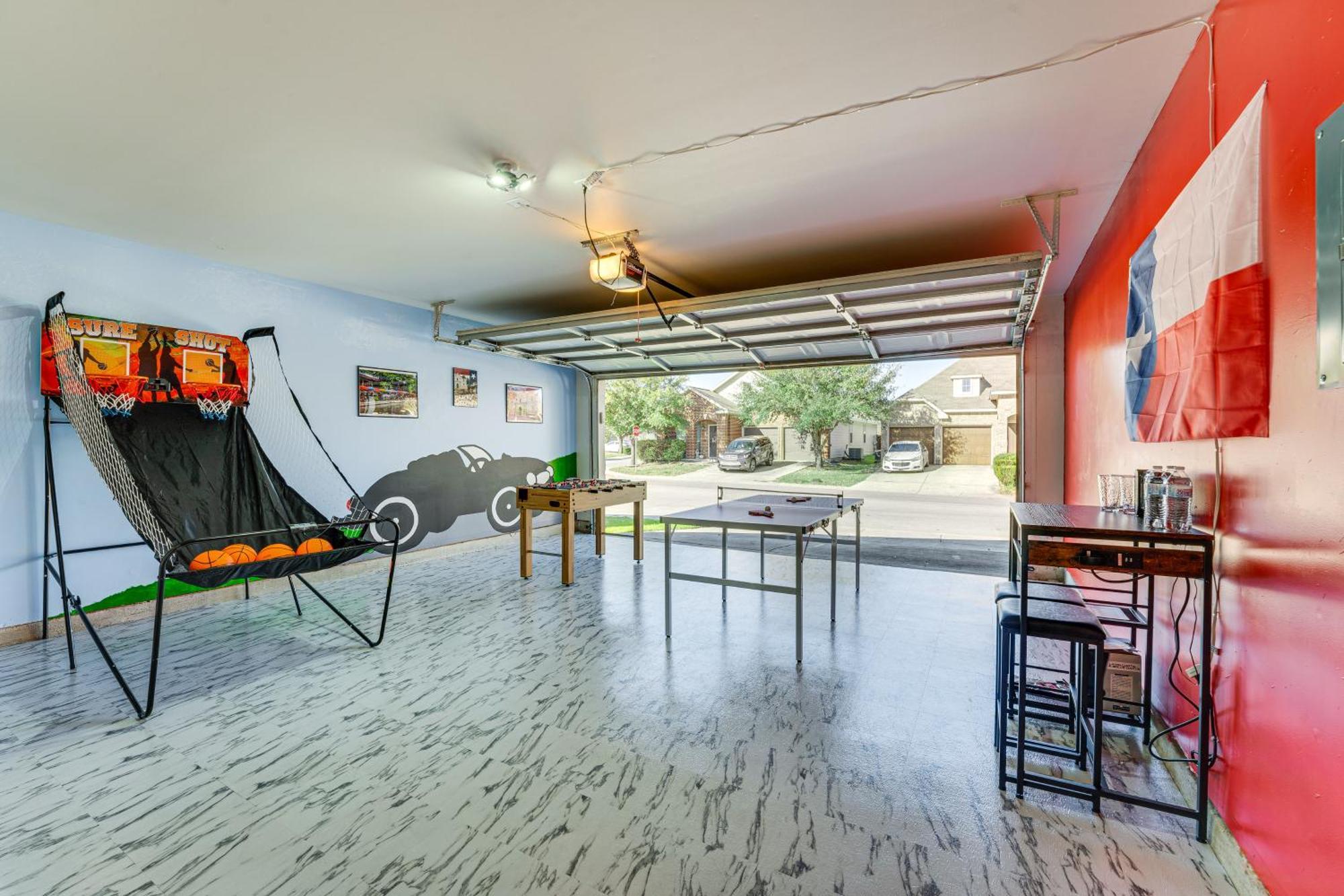 San Antonio Home With Game Room, 9 Mi To Seaworld! Zewnętrze zdjęcie